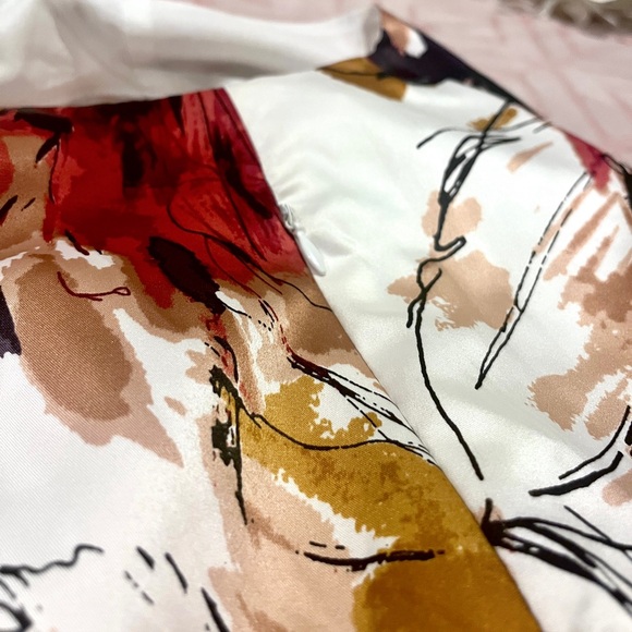 ✨❤️✨ LAUREN CONRAD Sleeveless V-Neck Dress - Fit & Flare with Hidden Zipper ✨❤️✨ - Picture 5 of 6